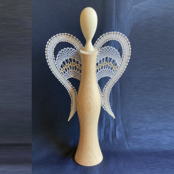 Klöppelbrief Engelsflügel für Holzkörper 26cm